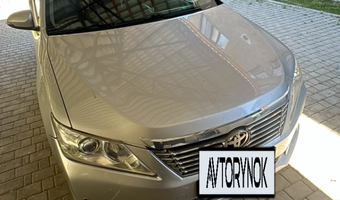 Toyota Camry 2012 года