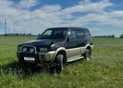 Nissan Mistral 1995 года
