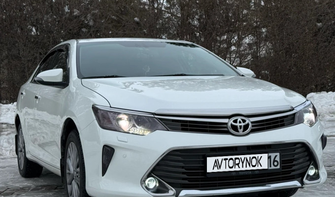 Toyota Camry 2014 года