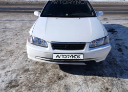 Toyota Camry 1999 года