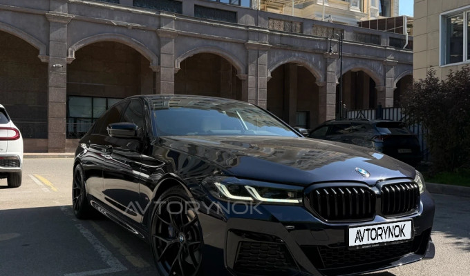 BMW 5 серия 2021 года