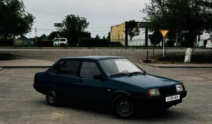 ВАЗ (Lada) 21099 2000 года