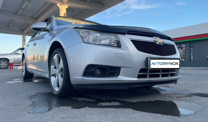 Chevrolet Cruze 2011 года
