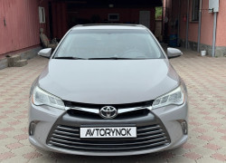 Toyota Camry 2017 года