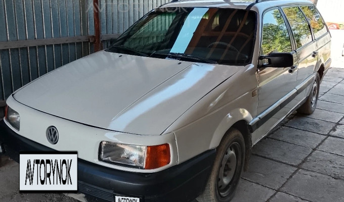 Volkswagen Passat 1992 года