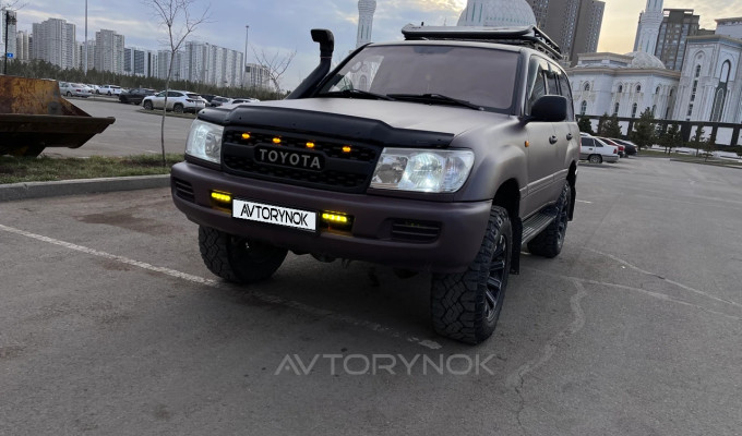 Toyota Land Cruiser 2005 года