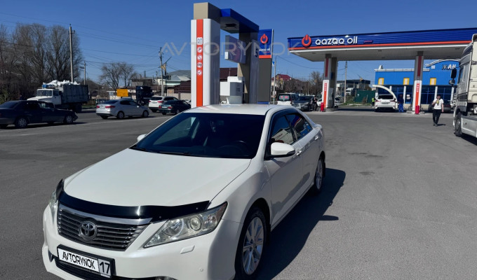 Toyota Camry 2014 года