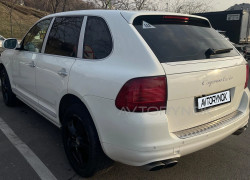 Porsche Cayenne 2005 года