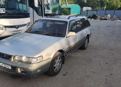 Mazda 626 1993 года