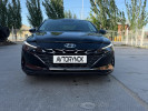 Hyundai Elantra 2023 года