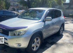 Toyota RAV4 2008 года