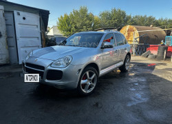 Porsche Cayenne 2005 года
