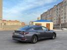 Lexus ES 2019 года