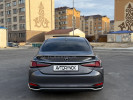 Lexus ES 2019 года