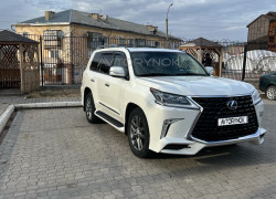 Lexus LX 2008 года