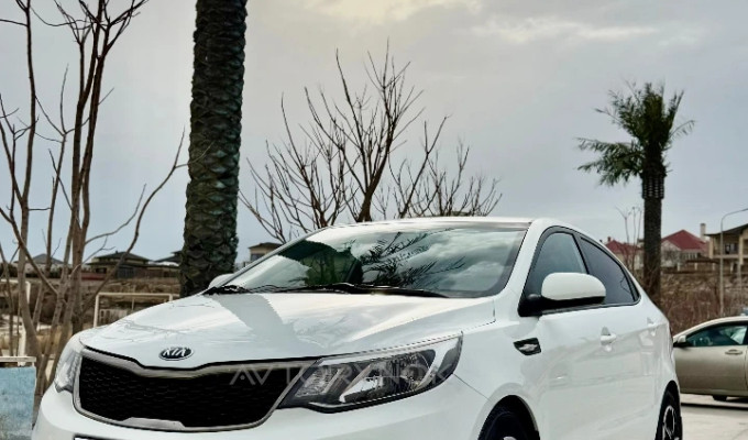 Kia Rio 2015 года
