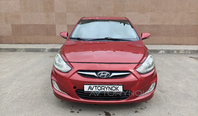 Hyundai Accent 2012 года