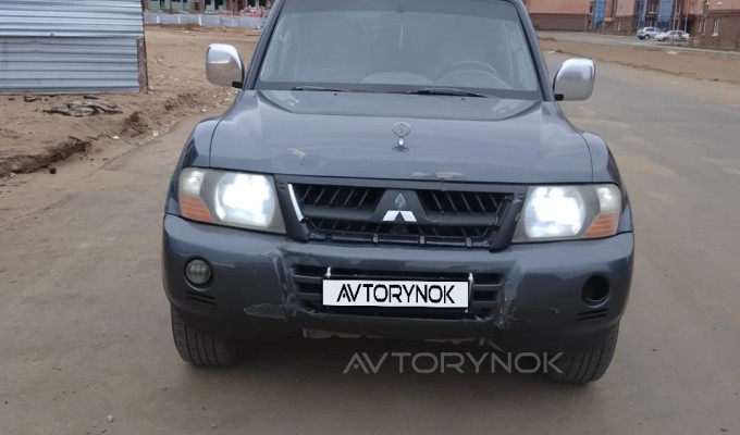 Mitsubishi Pajero 2004 года