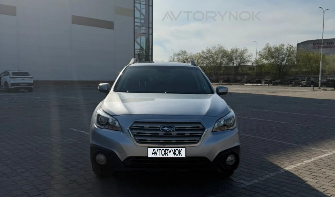 Subaru Outback 2015 года