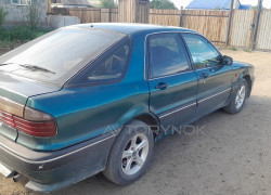 Mitsubishi Galant 1992 года
