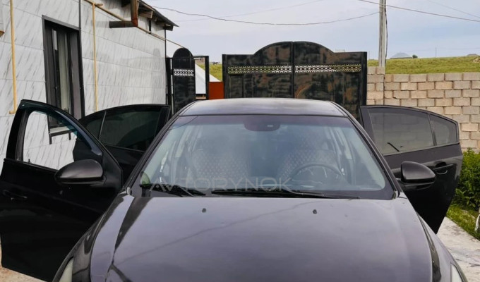 Chevrolet Cruze 2010 года