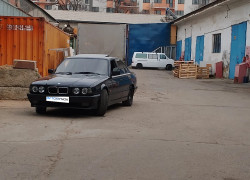 BMW 5 серия 1993 года