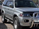 Mitsubishi Montero Sport 2000 года