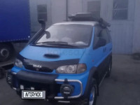Mitsubishi Delica 1995 года