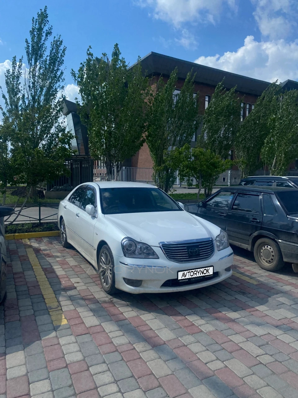 Toyota Crown Majesta, 2006