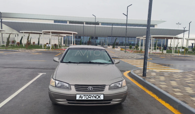 Toyota Camry 1997 года