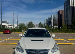 Subaru Legacy 2011 года