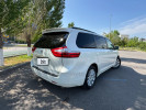 Toyota Sienna 2017 года