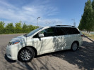 Toyota Sienna 2017 года