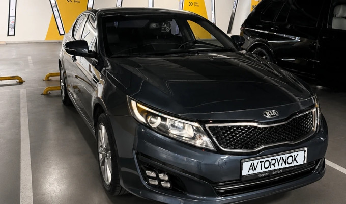Kia K5 2013 года