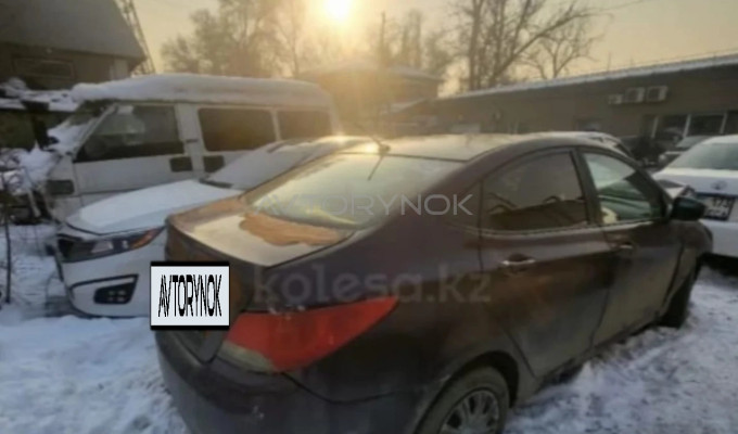 Hyundai Accent 2012 года