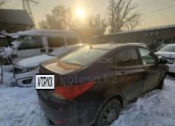Hyundai Accent 2012 года