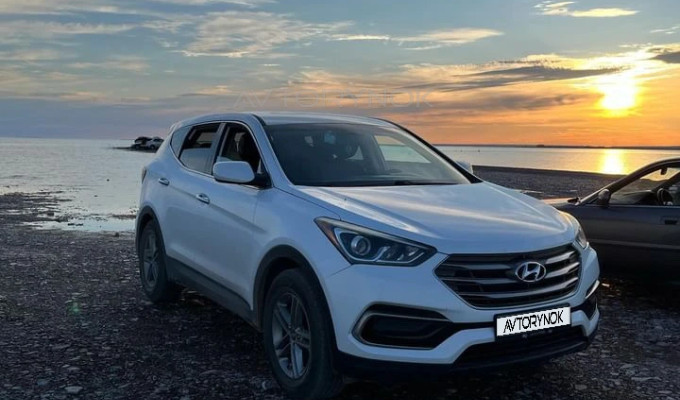 Hyundai Santa Fe 2016 года