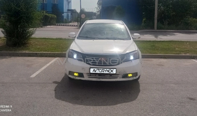 Geely Emgrand EC7 2013 года