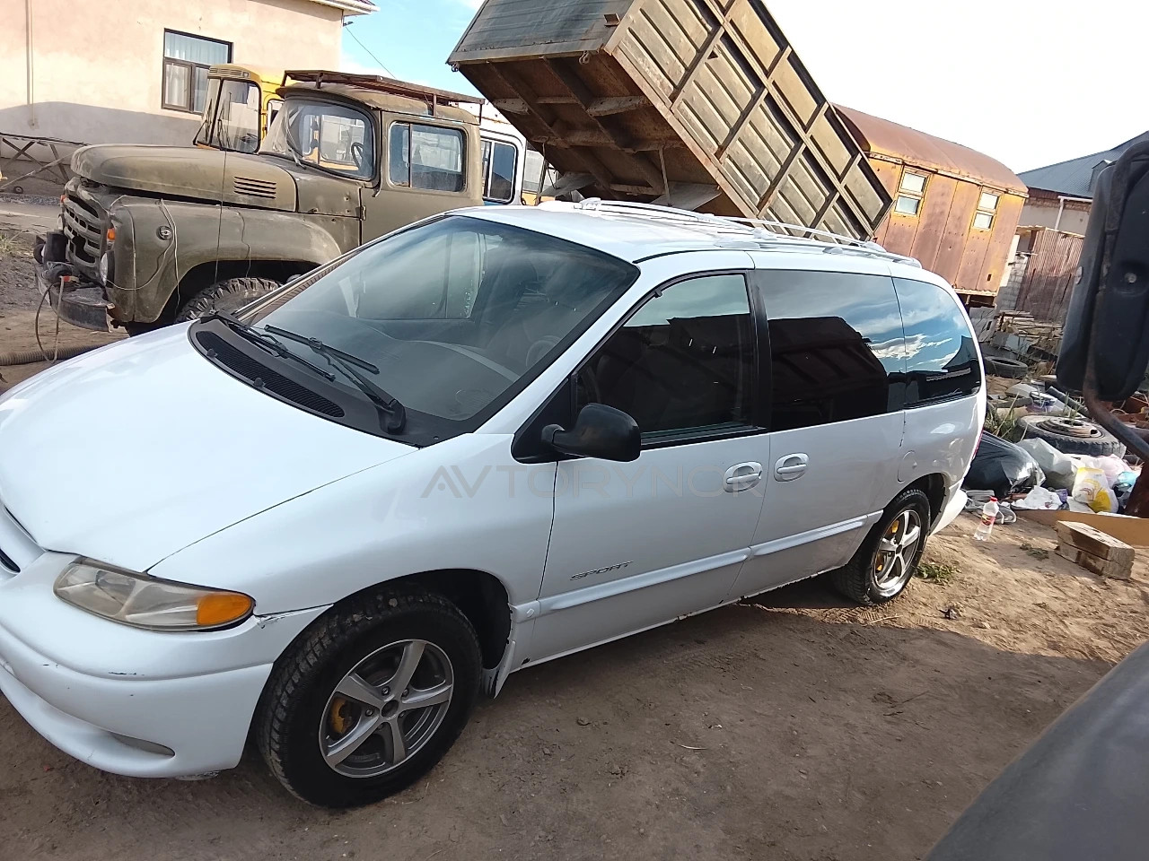 Dodge Caravan, 1998