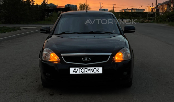 ВАЗ (Lada) Priora 2012 года