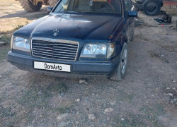 Mercedes-Benz E-Класс 1988 года