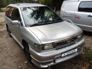 Nissan Prairie 1996 года
