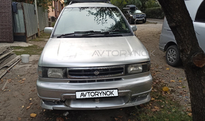 Nissan Prairie 1996 года