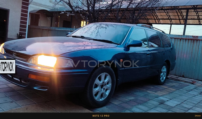 Toyota Scepter 1995 года