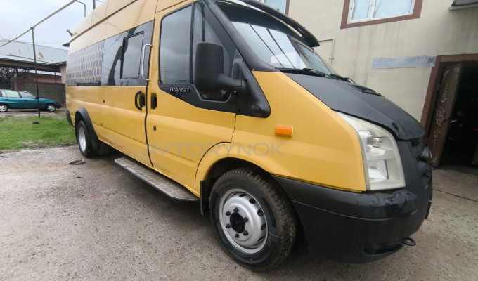 Ford Transit 2008 года