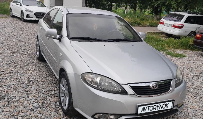 Daewoo Gentra 2014 года