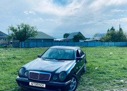 Mercedes-Benz E-Класс 1997 года