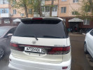 Toyota Estima 2005 года