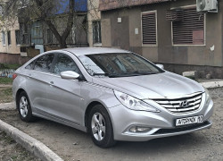 Hyundai Sonata 2011 года