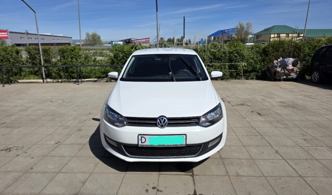 Volkswagen Polo 2012 года